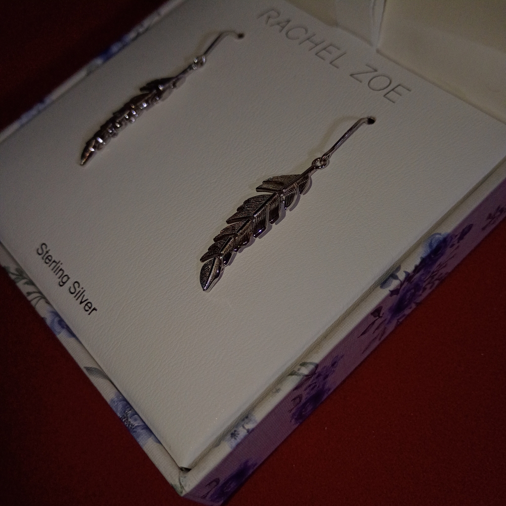 Authentic NIB - Picture 5 of 6